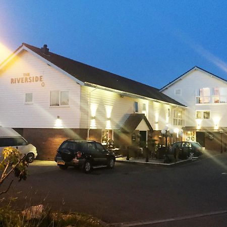 The Riverside Inn Saltford Εξωτερικό φωτογραφία