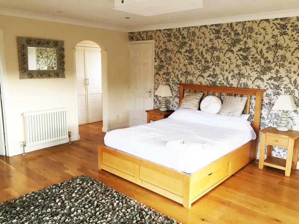 The Riverside Inn Saltford Εξωτερικό φωτογραφία