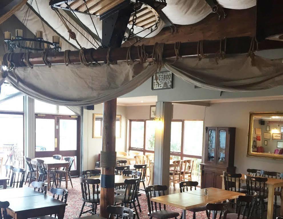 The Riverside Inn Saltford Εξωτερικό φωτογραφία